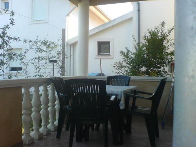 Apartmani Vesna Vir Εξωτερικό φωτογραφία