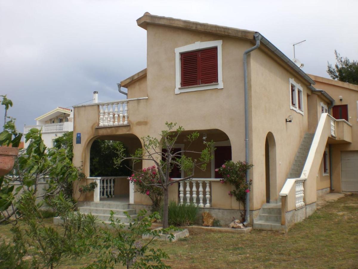 Apartmani Vesna Vir Εξωτερικό φωτογραφία