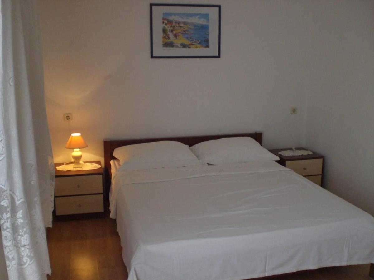 Apartmani Vesna Vir Εξωτερικό φωτογραφία