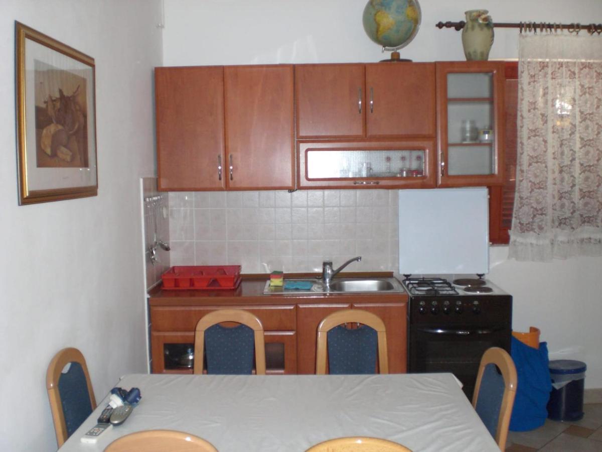 Apartmani Vesna Vir Εξωτερικό φωτογραφία