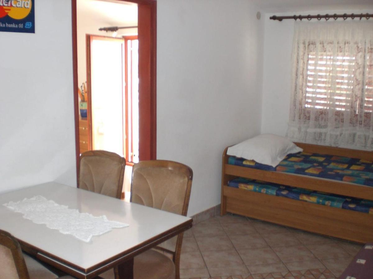 Apartmani Vesna Vir Εξωτερικό φωτογραφία