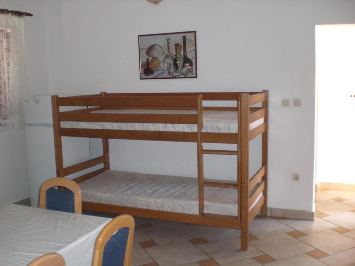 Apartmani Vesna Vir Εξωτερικό φωτογραφία